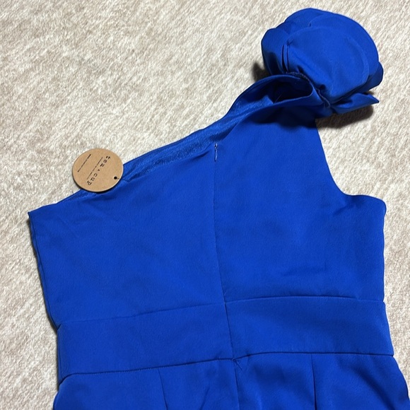NWT Medium One shoulder jumpsuit formal royal blue flower on shoulder Teacup - Picture 5 of 5